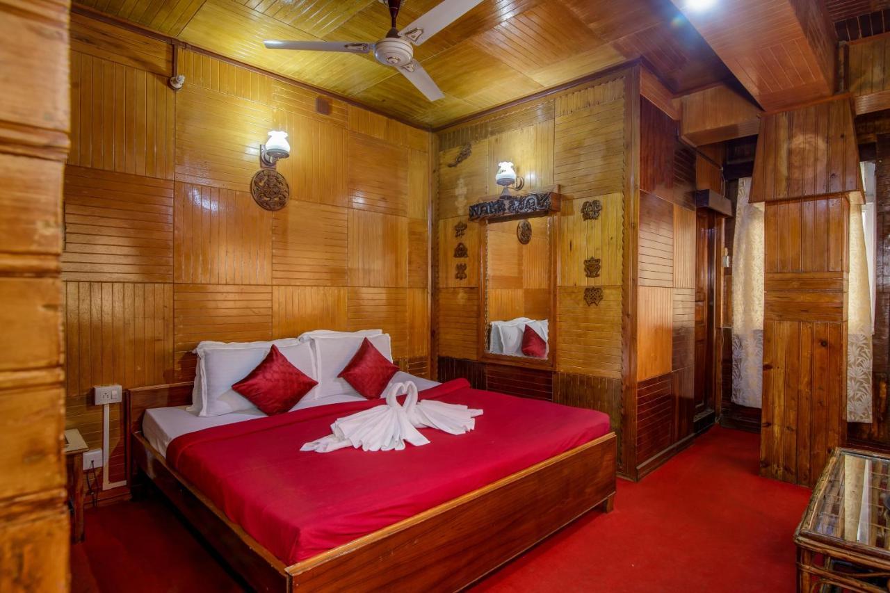 Montis Soyang Premium Heritage Hotel Gangtok Kültér fotó