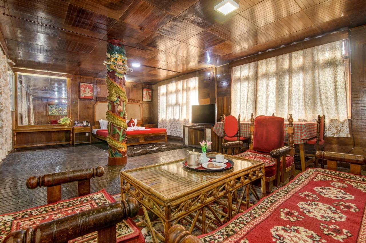 Montis Soyang Premium Heritage Hotel Gangtok Kültér fotó