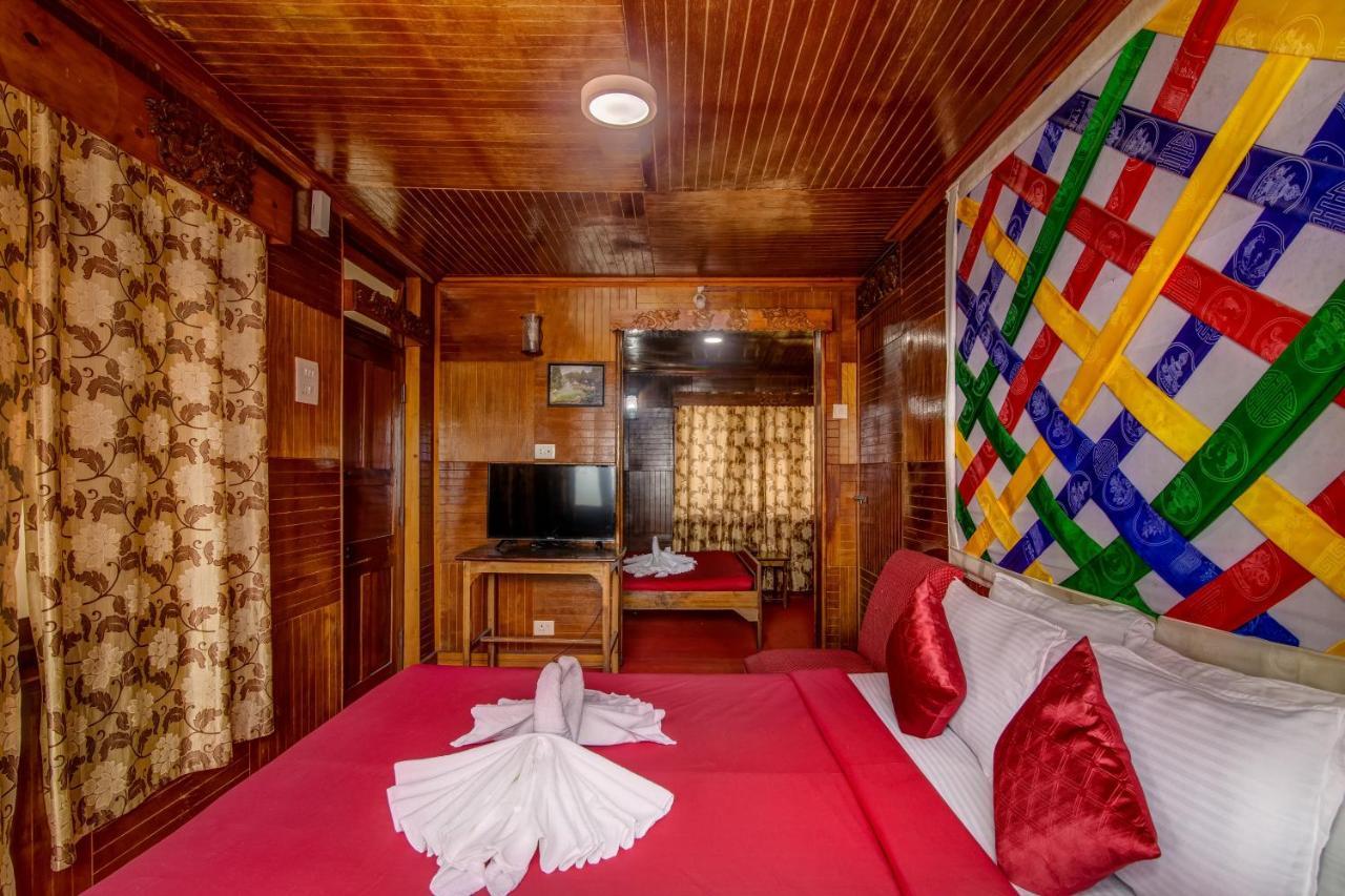 Montis Soyang Premium Heritage Hotel Gangtok Kültér fotó